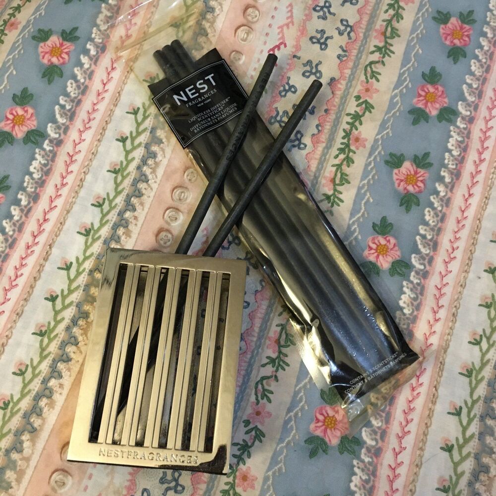 NEST Fragrances liquid less Diffuser holder in Silver Tone & Scent sticks